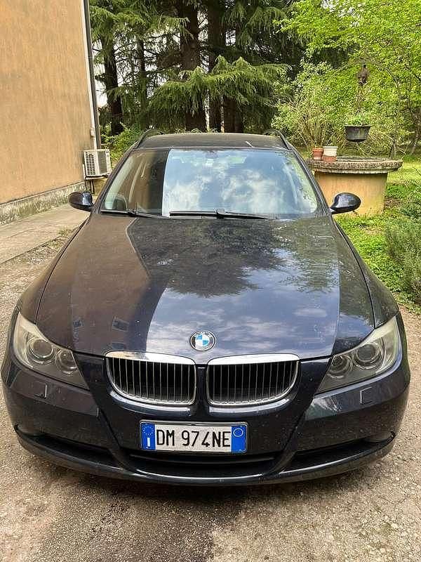 Usata BMW 325 197 CV (144 kW) 2008 Blu/azzurro Station wagon