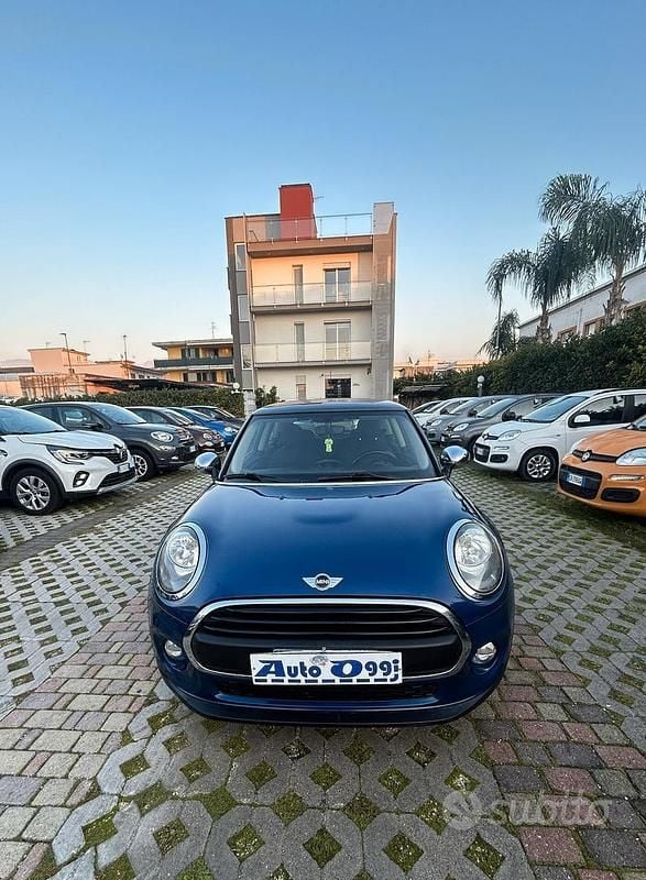 Usata Mini One D 95 CV (69 kW) 2017 Blu Utilitaria
