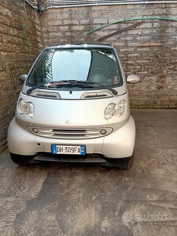 Usata Smart ForTwo Cabrio Pulse 61 CV (44 kW) 2007 Grigio Cabrio