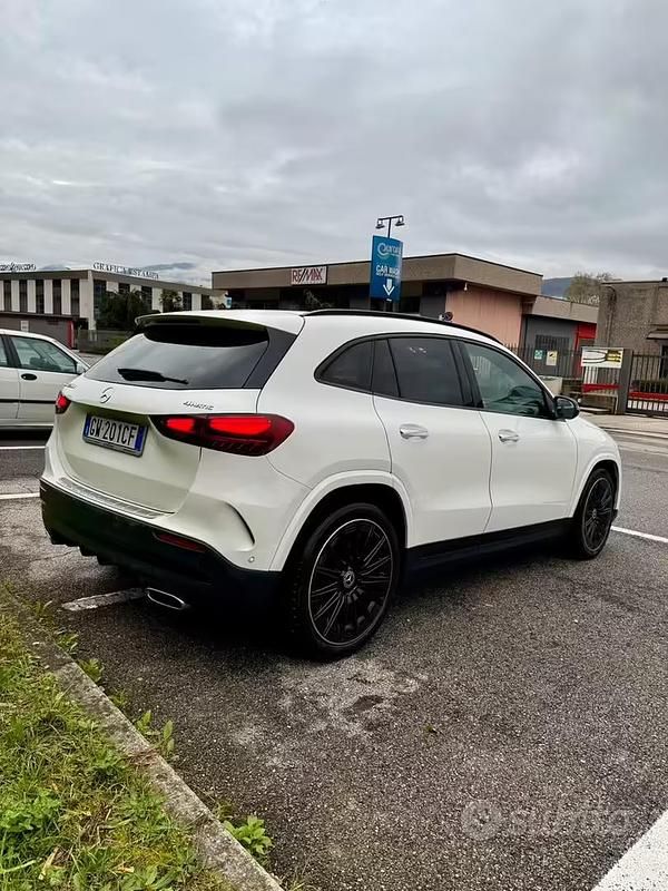 Usata Mercedes GLA220 AMG line 190 CV (139 kW) 2024 SUV