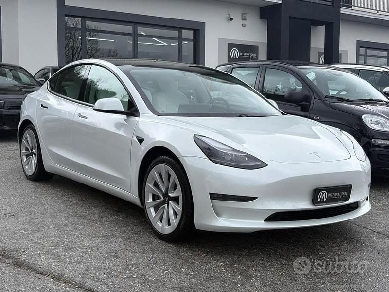 Usata Tesla Model 3 366 kW (498 CV) 2021 Bianco Berlina