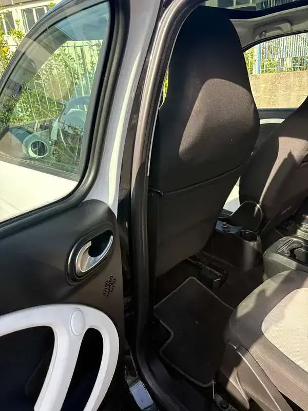 Usata Smart ForFour Passion 71 CV (52 kW) 2015 Bianco Utilitaria