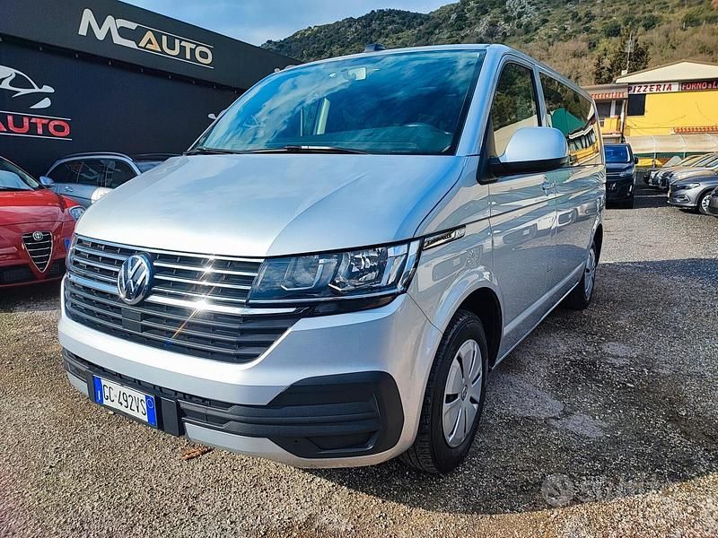 Usata VW Caravelle Comfortline 150 CV (110 kW) 2020 Grigio Monovolume