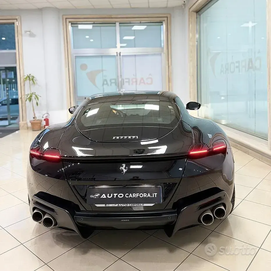Usata Ferrari Roma 620 CV (456 kW) 2023 Nero Coupé
