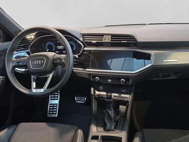 Usata Audi Q3 S-Line 150 CV (110 kW) 2025 Grigio SUV