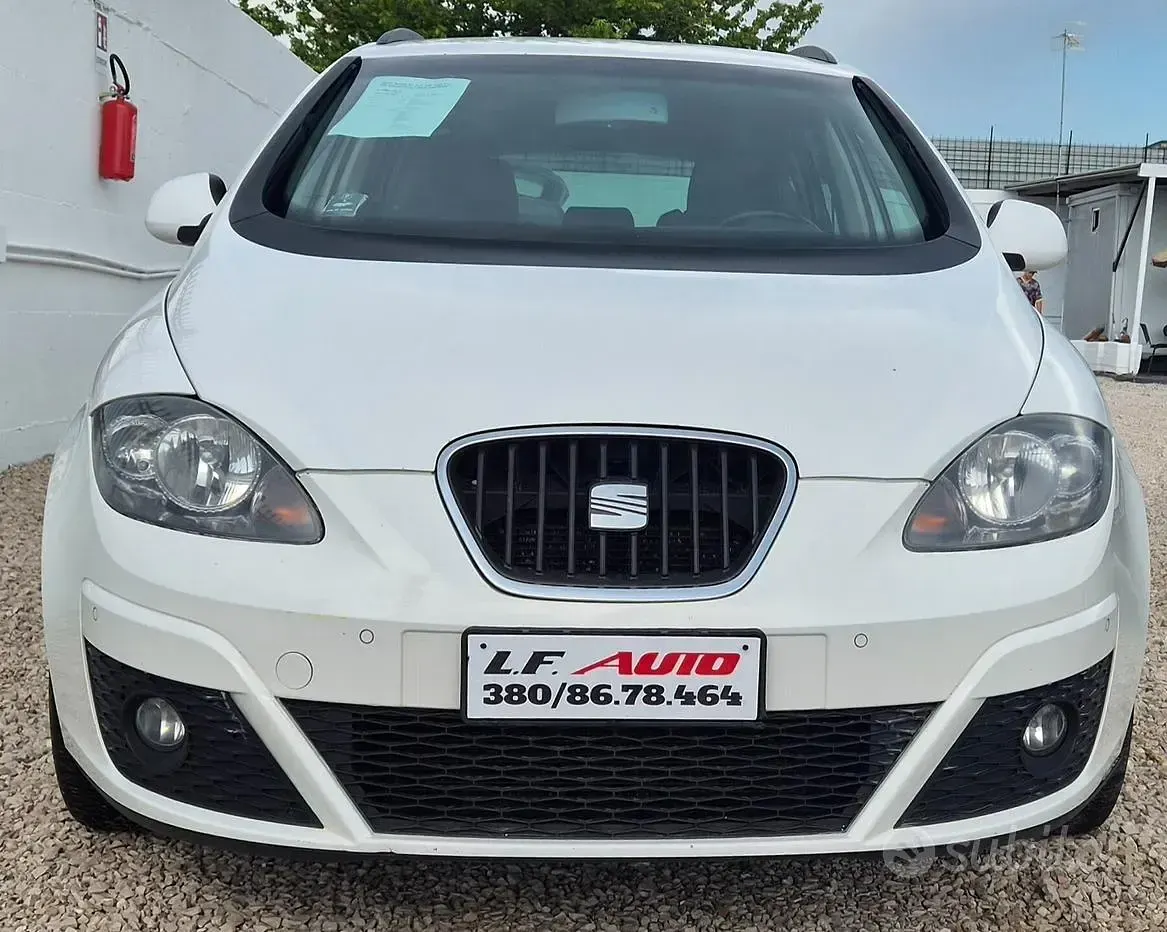 Usata Seat Altea XL I-Tech 105 CV (77 kW) 2014 Bianco Monovolume