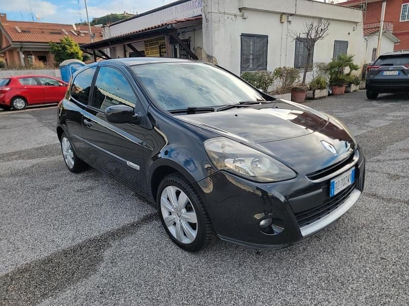Usata Renault Clio II Dynamique 100 CV (73 kW) 2010 Nero Utilitaria