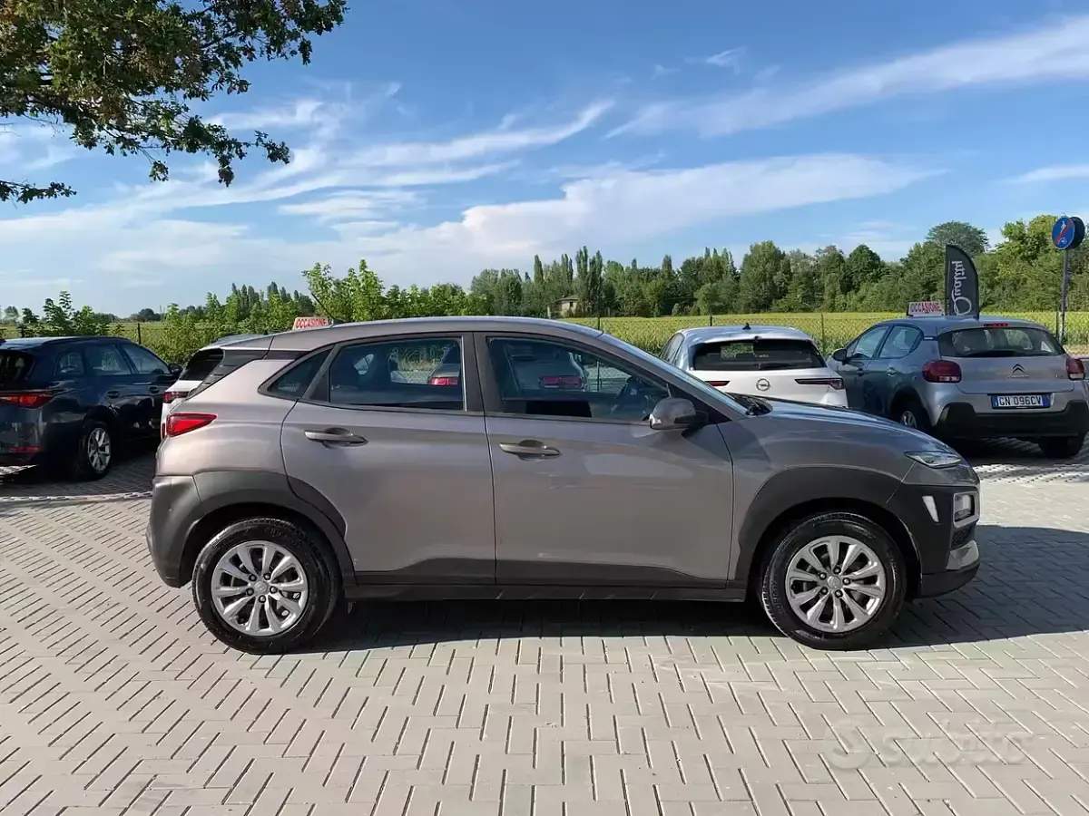 Usata Hyundai Kona Classic 120 CV (88 kW) 2018 Grigio SUV