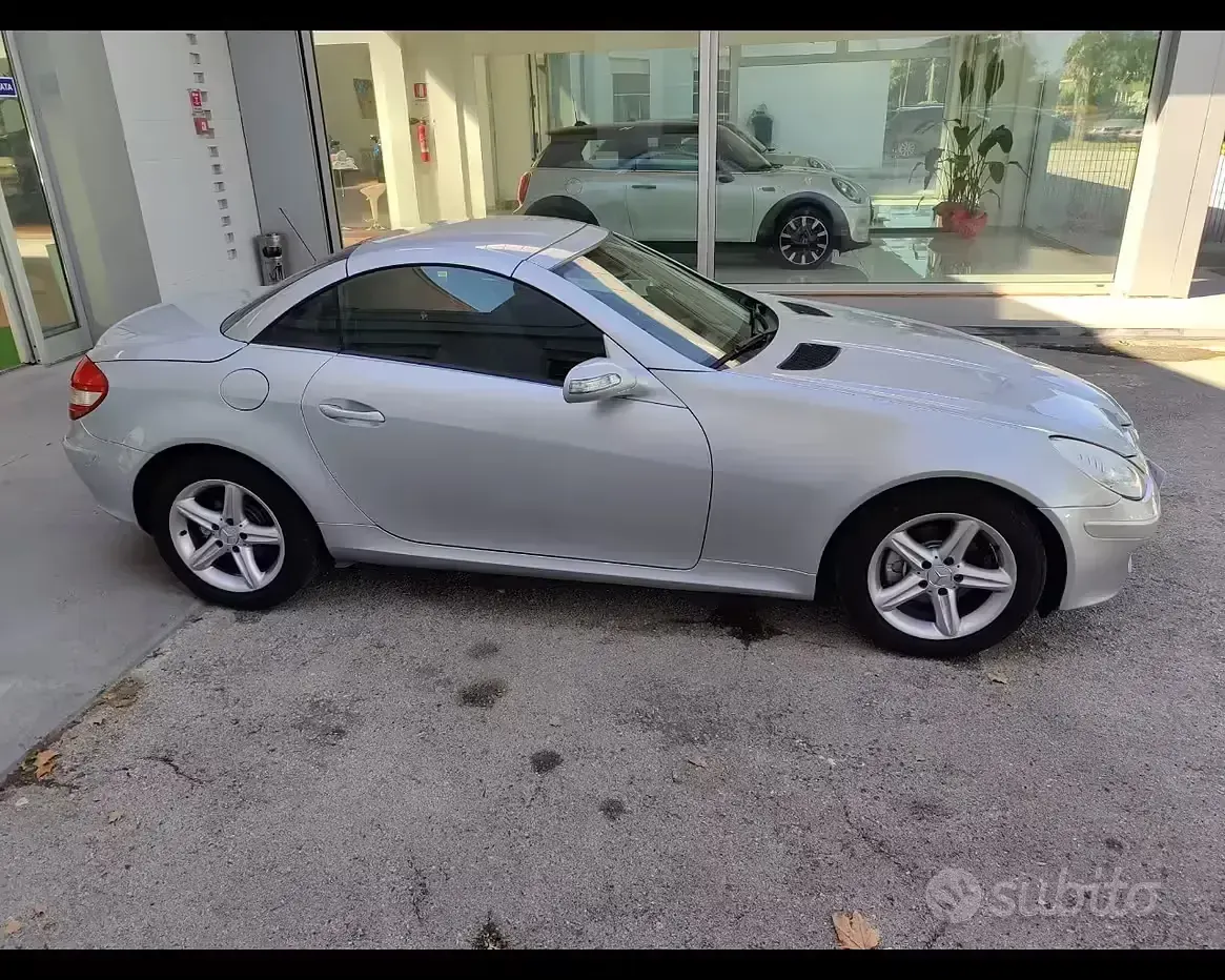 Usata Mercedes SLK200 163 CV (119 kW) 2004 Grigio Cabrio