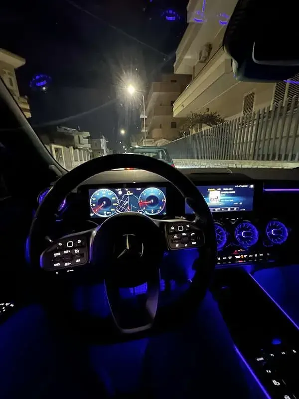Usata Mercedes GLA200 Premium 150 CV (110 kW) 2021 Nero SUV