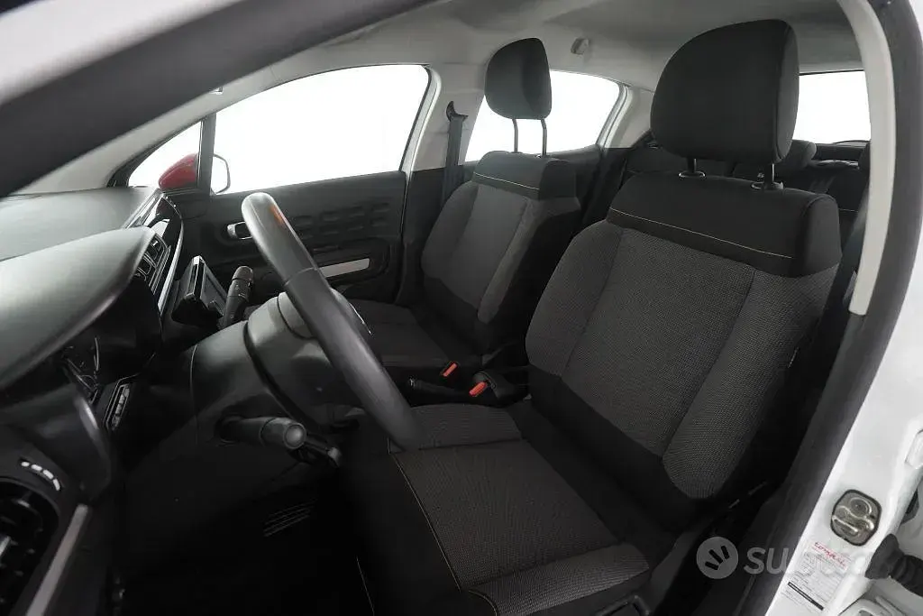 Usata Citroën C3 Feel 83 CV (61 kW) 2021 Bianco banchisa con tetto rosso Utilitaria