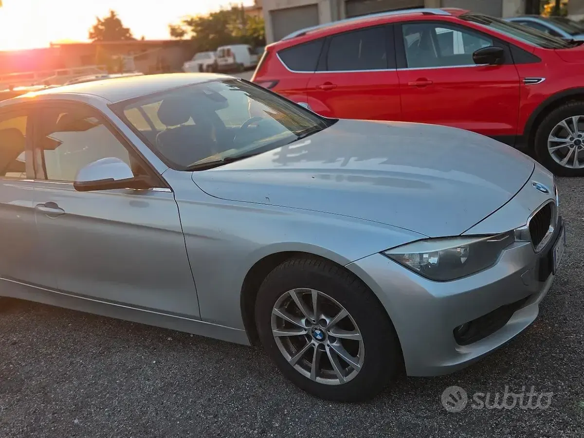 Usata BMW 316 116 CV (85 kW) 2012 Grigio Berlina