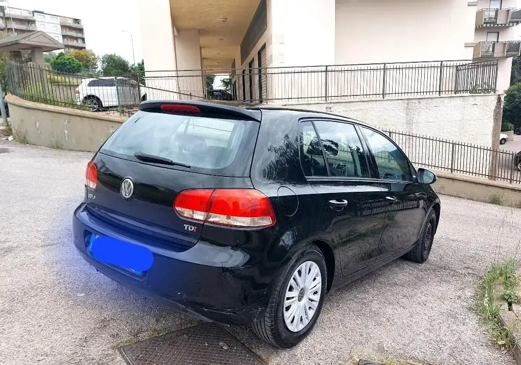 Usata VW Golf VII 105 CV (77 kW) 2012 Nero Berlina
