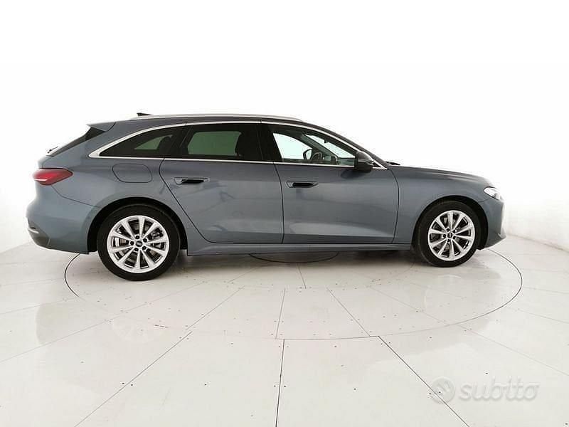 Usata Audi A5 Advanced Plus 204 CV (150 kW) 2025 Blu Station wagon