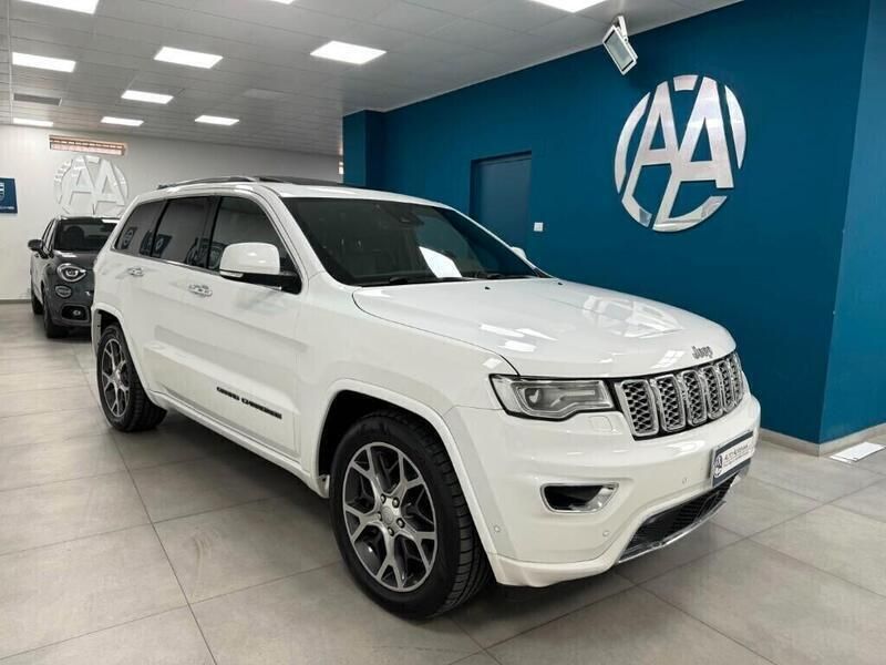 Bianco Usata 2019 Jeep Grand Cherokee Overland SUV | 29.500 € (Cara) - Immagine 1/4