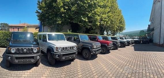 Nuova Suzuki Jimny Adventure 102 CV (75 kW) 2025 Verde SUV