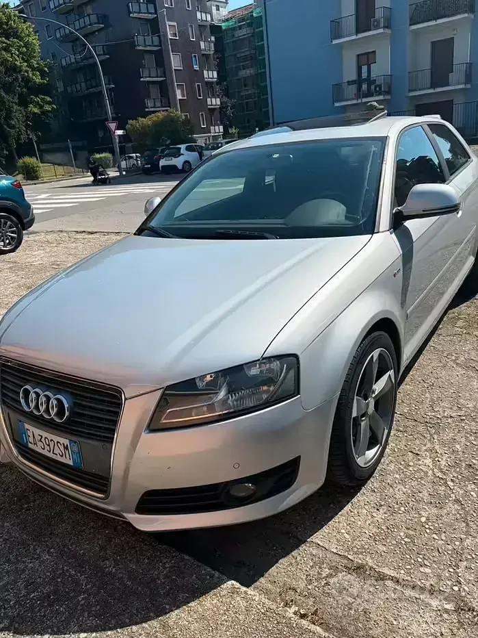 Usata Audi A3 S-Line 160 CV (117 kW) 2010 Grigio Utilitaria
