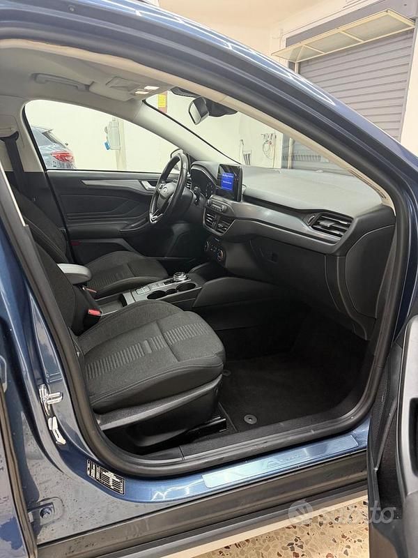 Usata Ford Focus Business Edition 120 CV (88 kW) 2020 Blu Station wagon