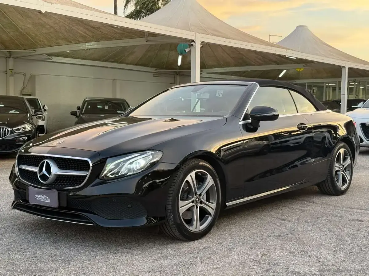 Usata Mercedes E200 194 CV (142 kW) 2019 Nero Cabrio