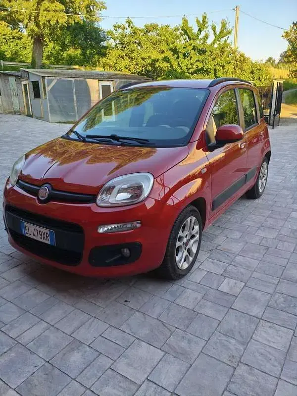 Usata Fiat Panda 84 CV (61 kW) 2012 Utilitaria