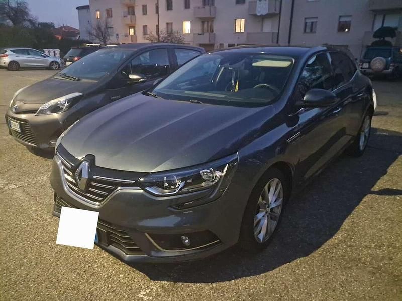 Usata Renault Mégane IV Intens 110 CV (80 kW) 2019 Berlina