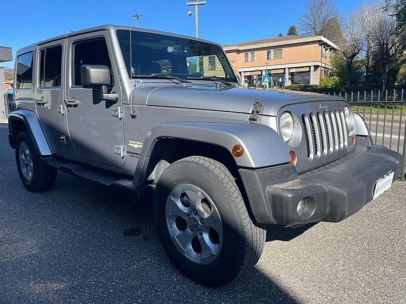 Usata Jeep Wrangler Sahara 200 CV (147 kW) 2013 Grigio SUV