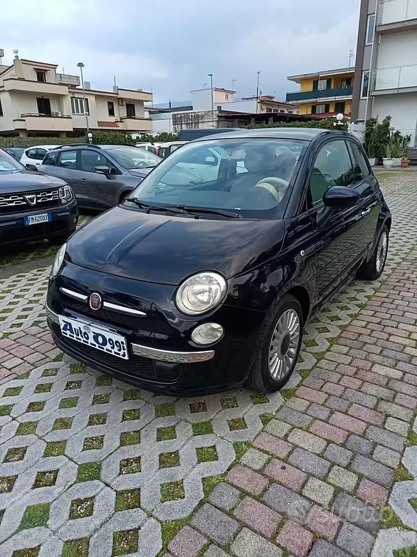Usata Fiat 500 Lounge 69 CV (50 kW) 2011 Blu Berlina