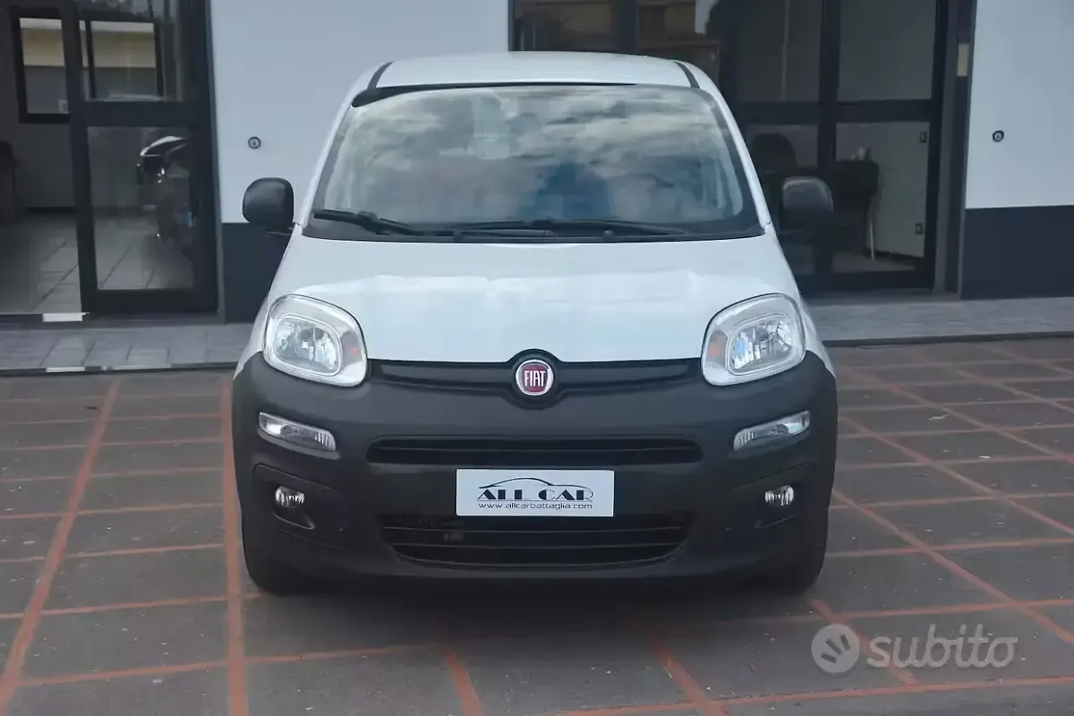 Usata Fiat Panda Pop 80 CV (58 kW) 2018 Bianco Utilitaria