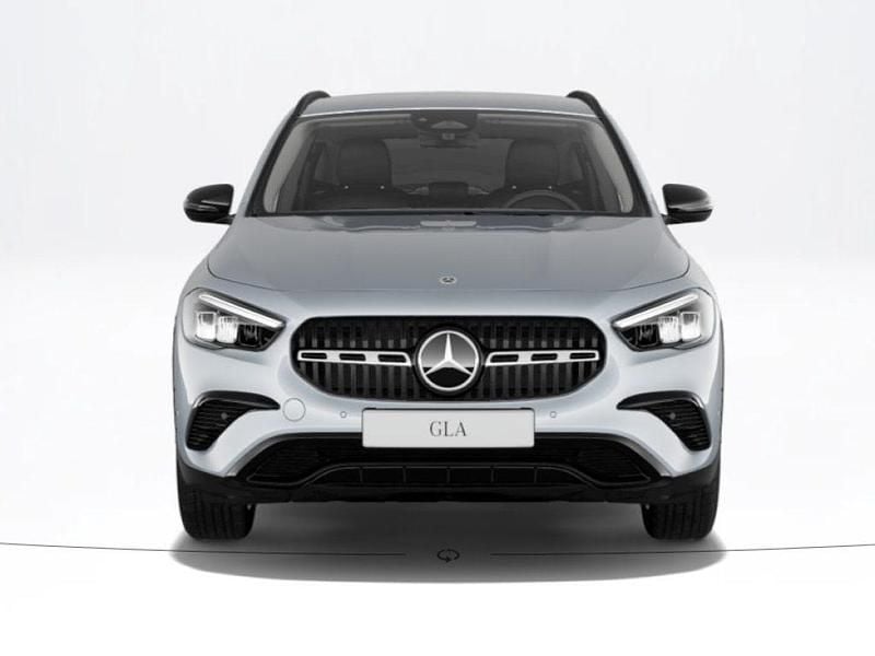 Nuova Mercedes GLA200 Advanced 150 CV (110 kW) 2026 Argento / metallizzato SUV
