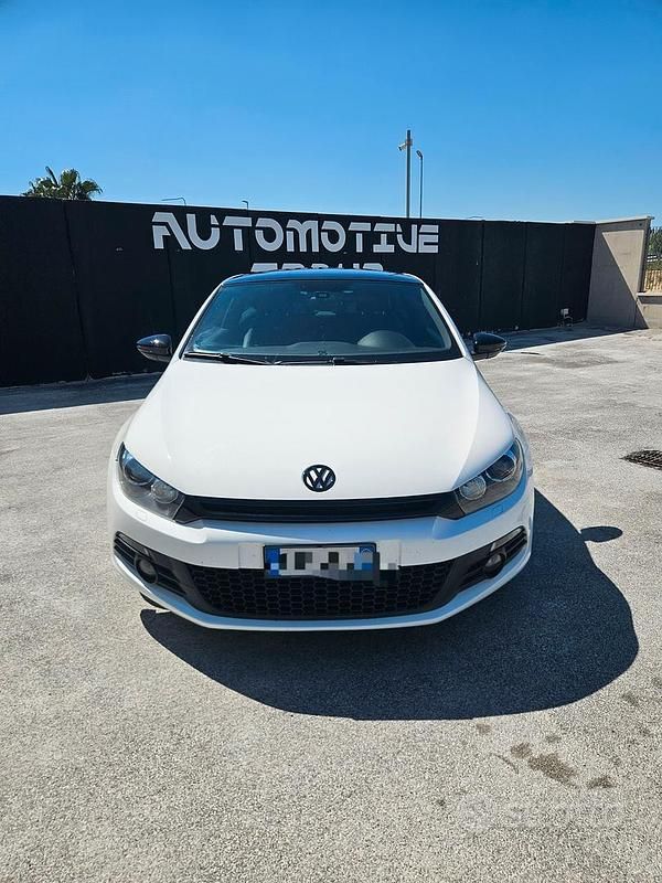 Usata VW Scirocco 160 CV (117 kW) 2010 Bianco Coupé