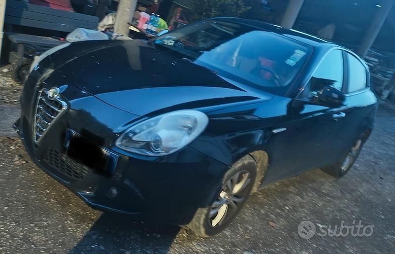 Brugt Alfa Romeo Giulietta 82 HK (60 kW) 2011 Sort Sedan
