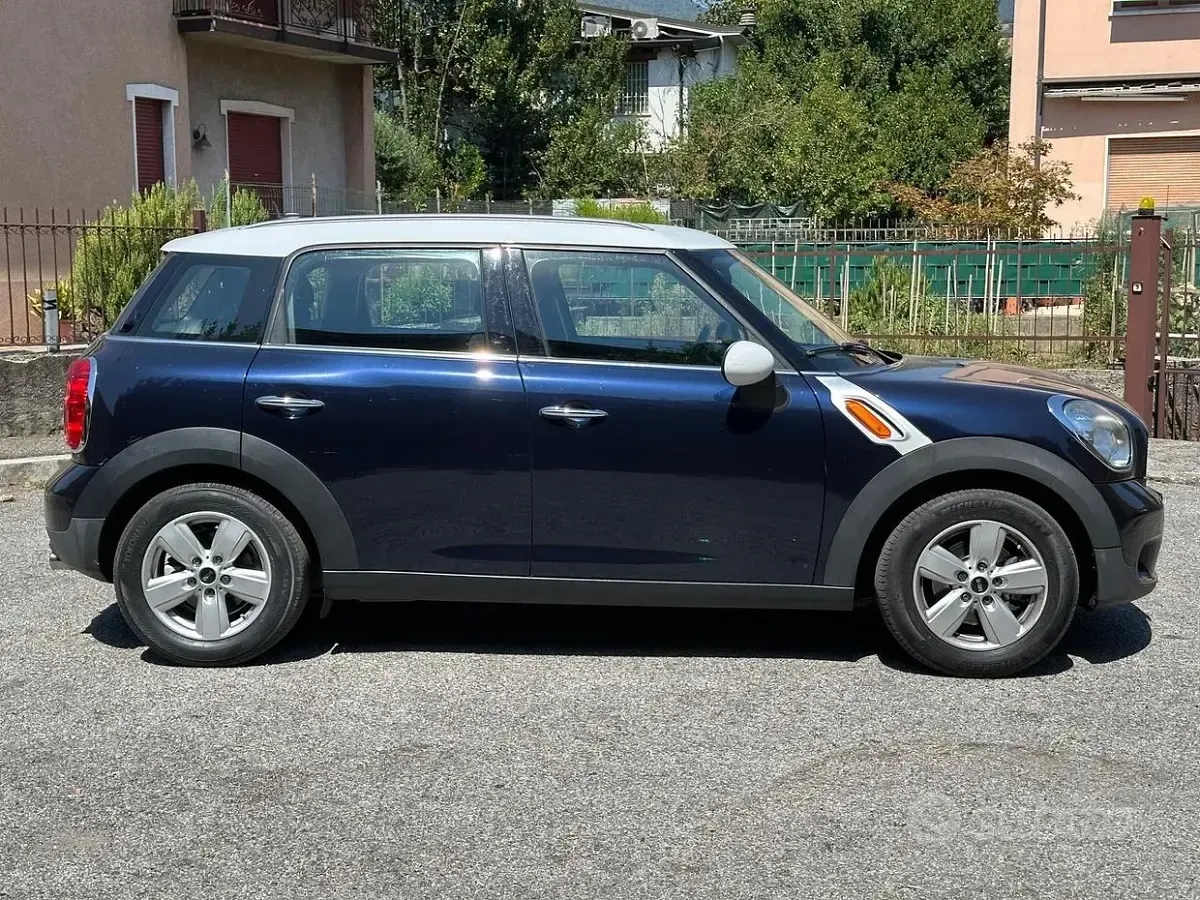 Usata Mini Cooper D Countryman 111 CV (81 kW) 2016 Bluazzurro SUV