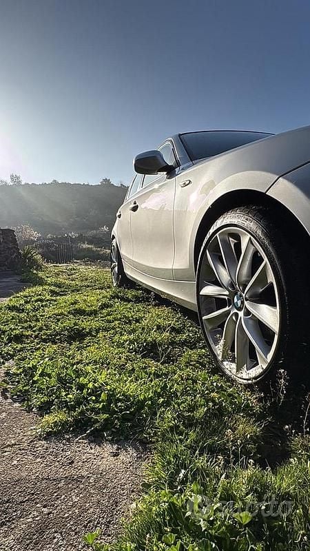 Usata BMW 120 177 CV (130 kW) 2010 Grigio Utilitaria