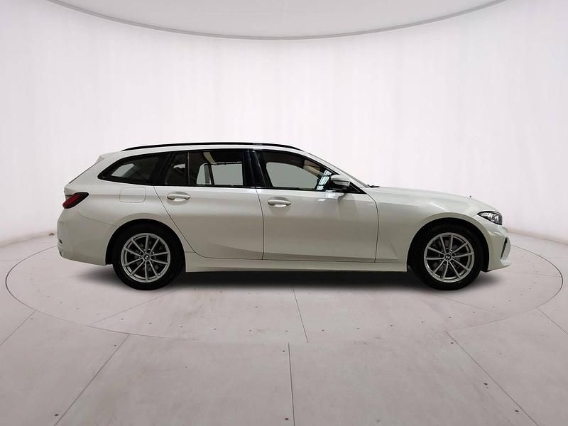 Usata BMW 320e Efficient Dynamics 190 CV (139 kW) 2022 Bianco Station wagon