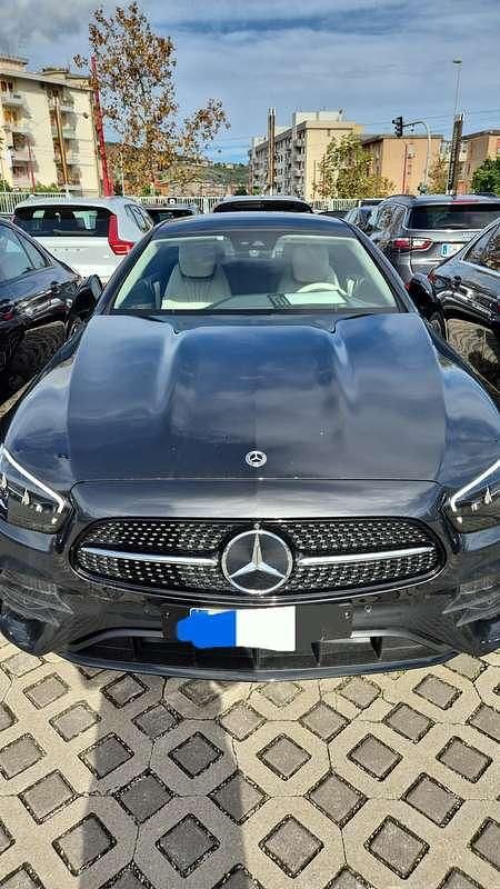 Usata Mercedes E300 Premium 265 CV (194 kW) 2023 Grigio Coupé