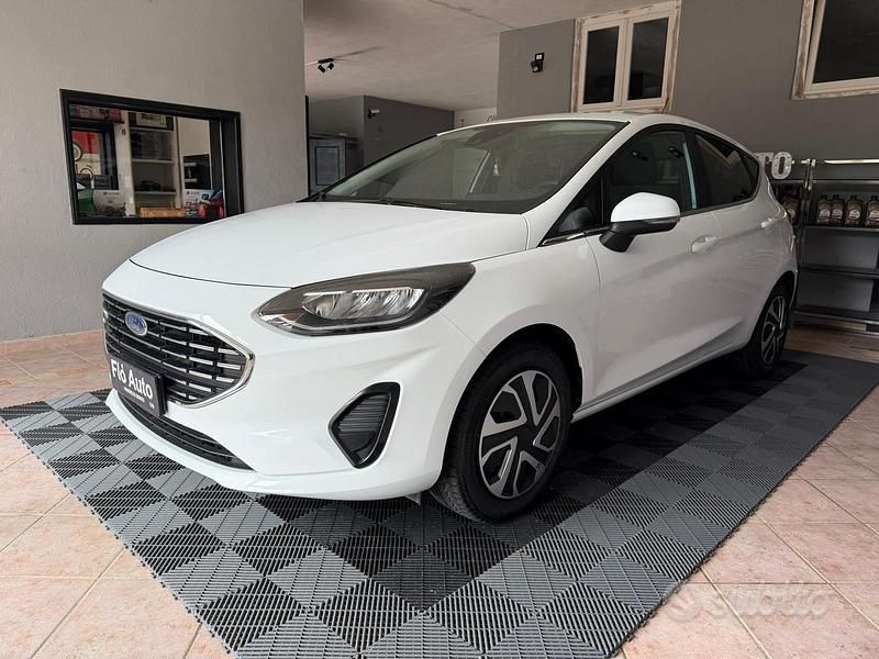Usata Ford Fiesta Titanium 75 CV (55 kW) 2022 Bianco Utilitaria