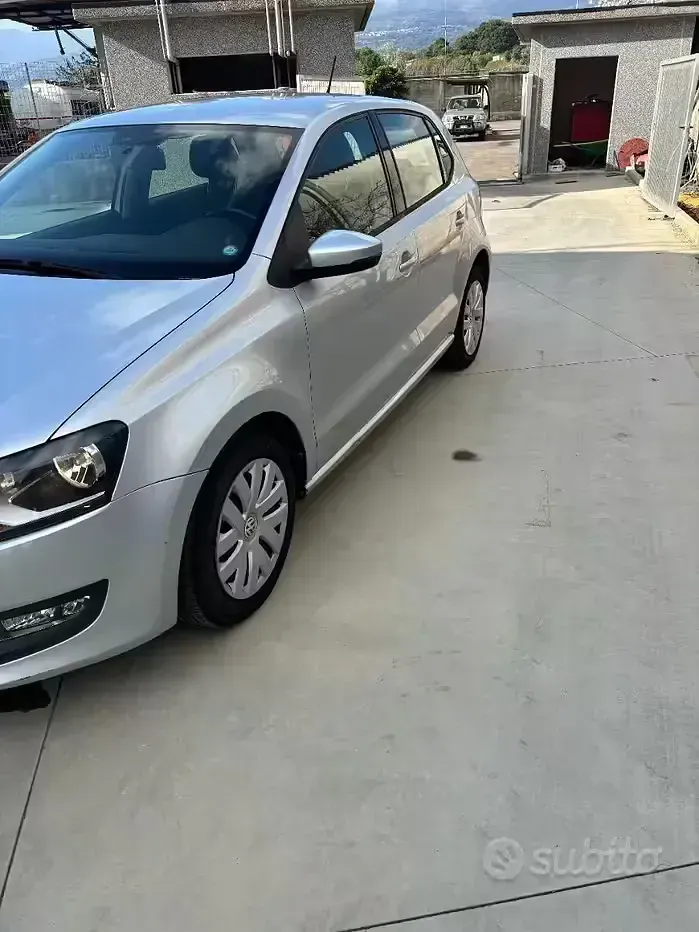Usata VW Polo 75 CV (55 kW) 2013 Grigio Utilitaria