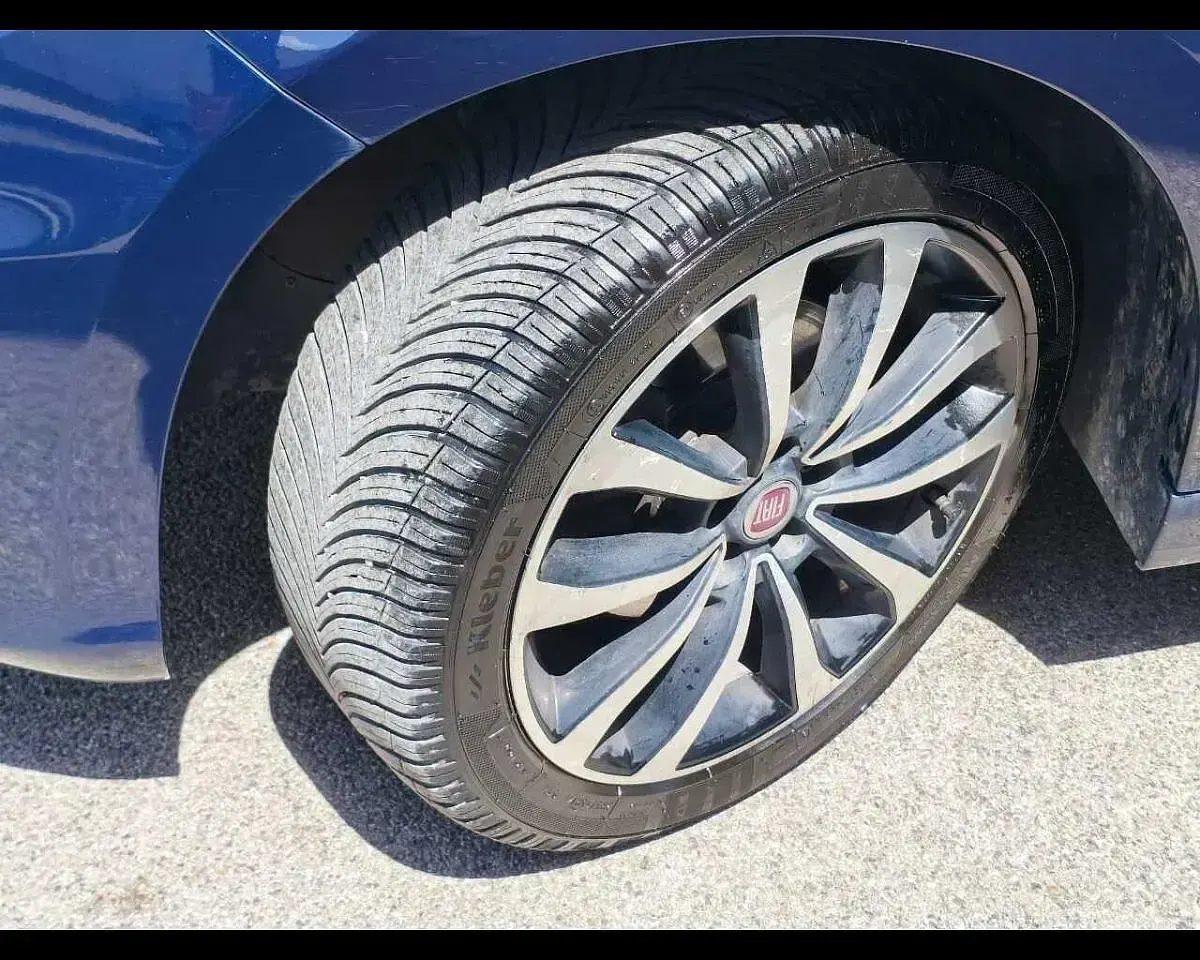 Usata Fiat Tipo Lounge 120 CV (88 kW) 2017 Blu Station wagon