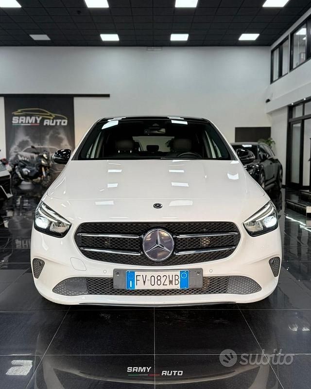 Usata Mercedes B180 116 CV (85 kW) 2019 Bianco Monovolume