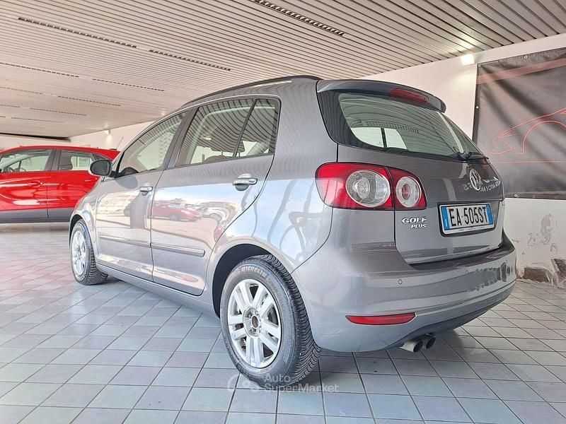 Usata VW Golf VI 110 CV (80 kW) 2010 Gray Utilitaria