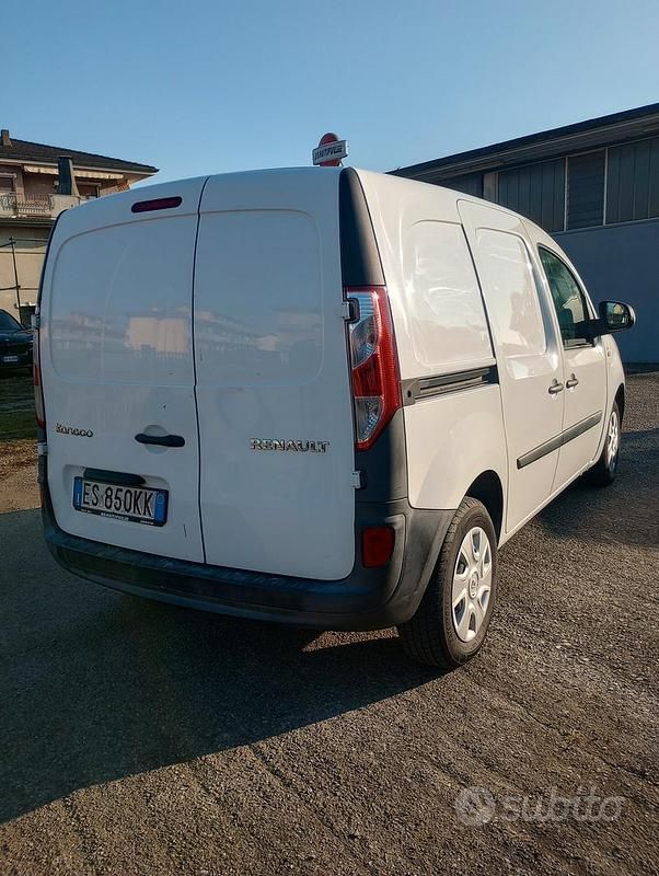 Usata Renault Kangoo 90 CV (66 kW) 2013 Bianco Monovolume