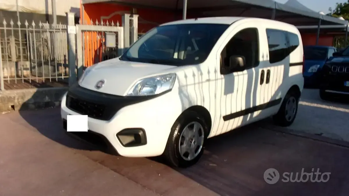 Usata Fiat Qubo Dynamic 80 CV (58 kW) 2017 Bianco Monovolume