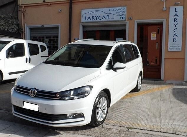 Usata VW Touran Comfortline 110 CV (80 kW) 2016 Bianco Monovolume