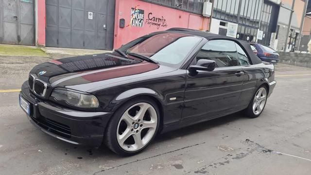 Usata BMW 318 Cabriolet 143 CV (105 kW) 2003 Nero Cabrio