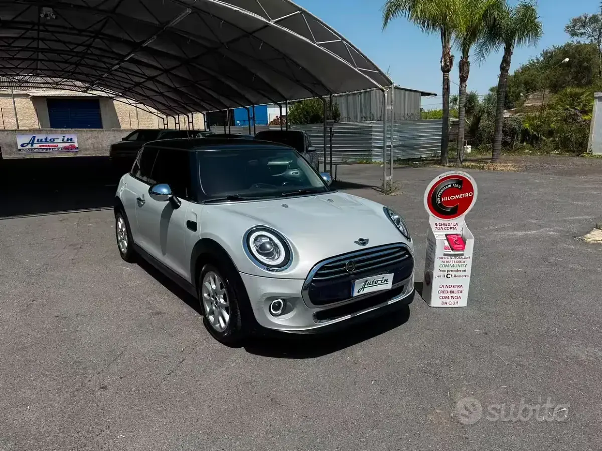 Usata Mini Cooper D 116 CV (85 kW) 2015 Bianco Utilitaria