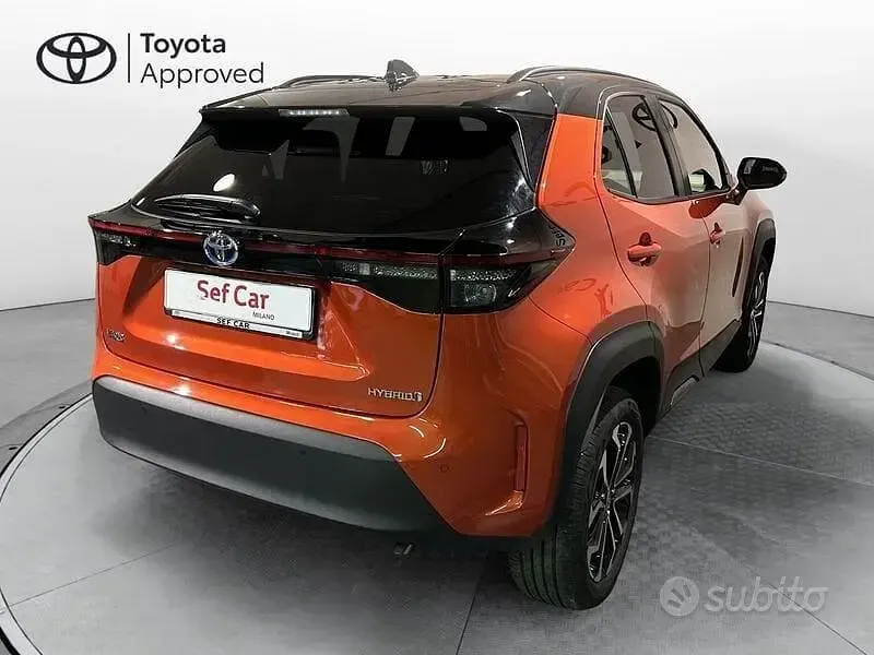 Usata Toyota Yaris Cross Edition 116 CV (85 kW) 2023 Arancione SUV