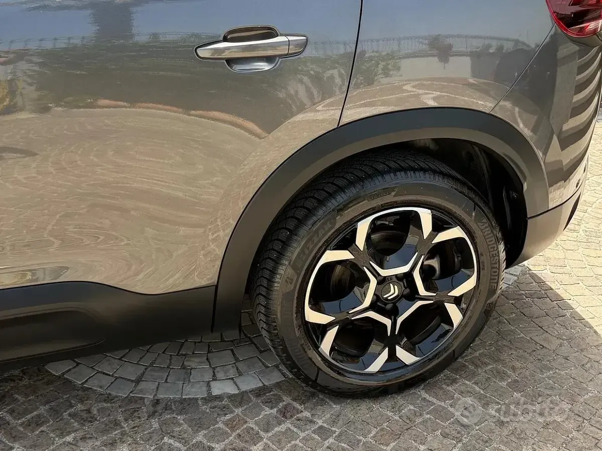 Usata Citroën C5 Aircross Feel 131 CV (96 kW) 2023 Grigio SUV