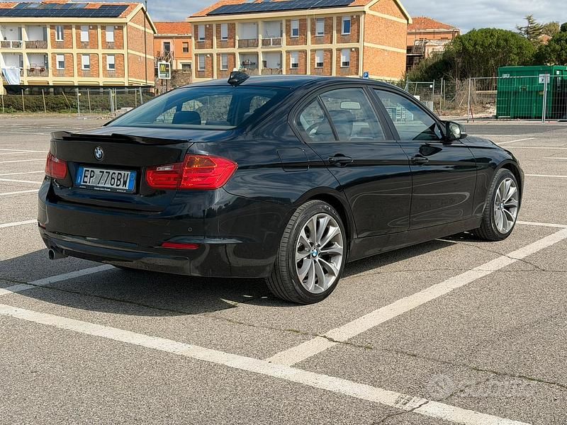 Usata BMW 316 Efficient Dynamics 116 CV (85 kW) 2012 Nero Berlina