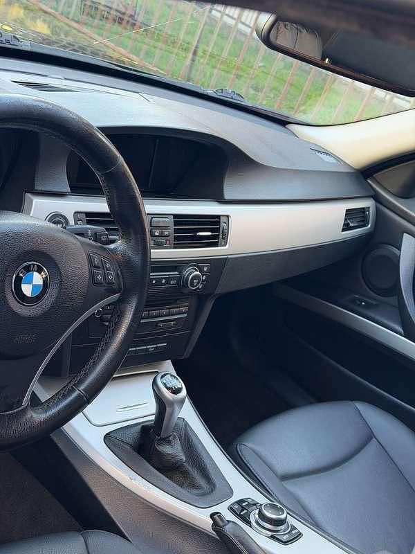 Usata BMW 318 143 CV (105 kW) 2009 Berlina