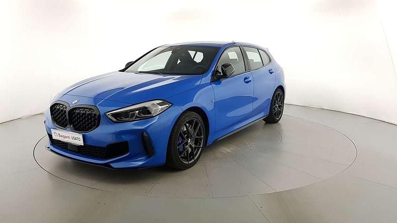 Usata BMW M135 306 CV (225 kW) 2021 Azzurro metallizzato Utilitaria